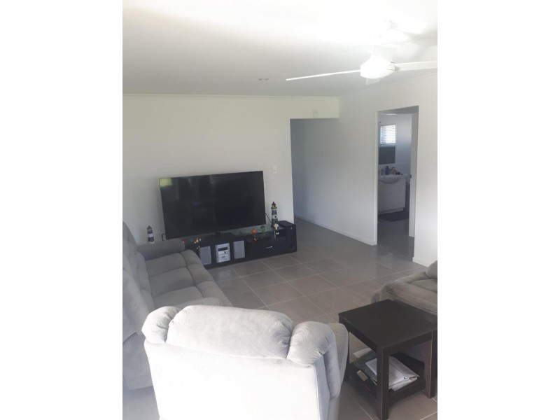 6 Porpita Circuit, Toogoom QLD 4655