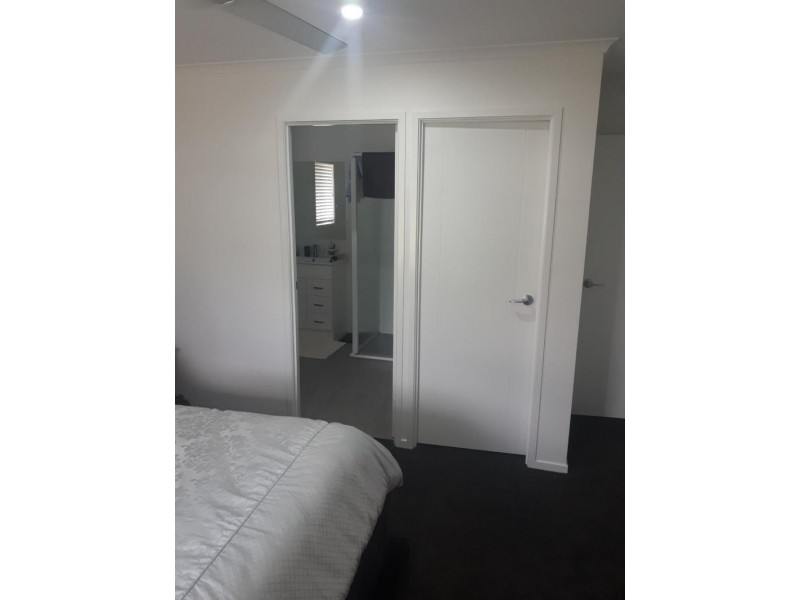 6 Porpita Circuit, Toogoom QLD 4655