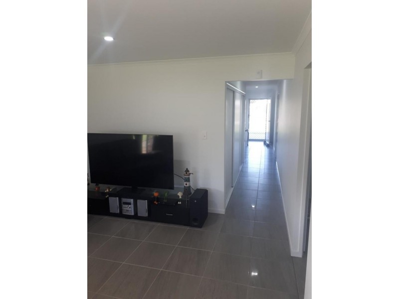 6 Porpita Circuit, Toogoom QLD 4655