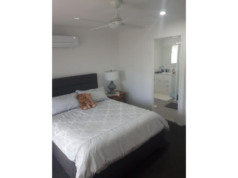 6 Porpita Circuit, Toogoom QLD 4655