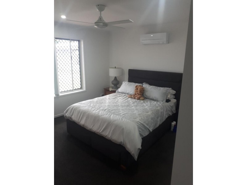 6 Porpita Circuit, Toogoom QLD 4655