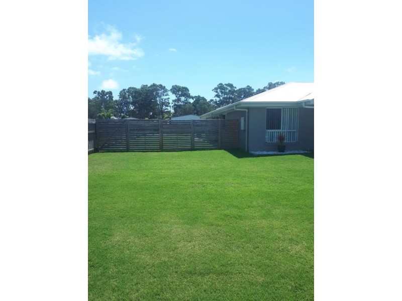 6 Porpita Circuit, Toogoom QLD 4655