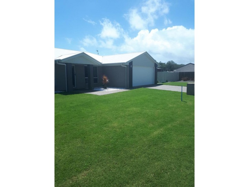 6 Porpita Circuit, Toogoom QLD 4655