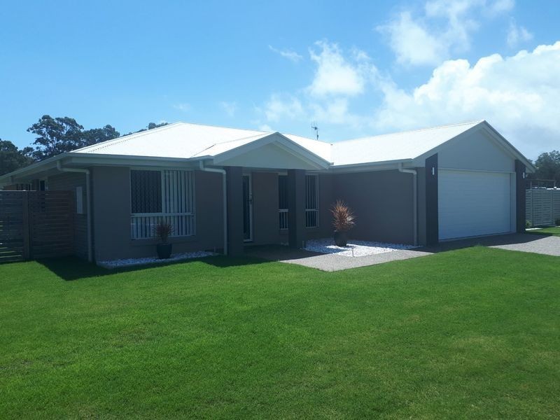 6 Porpita Circuit, Toogoom QLD 4655