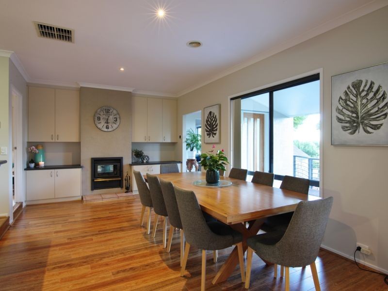 2 The Court, Wodonga VIC 3690