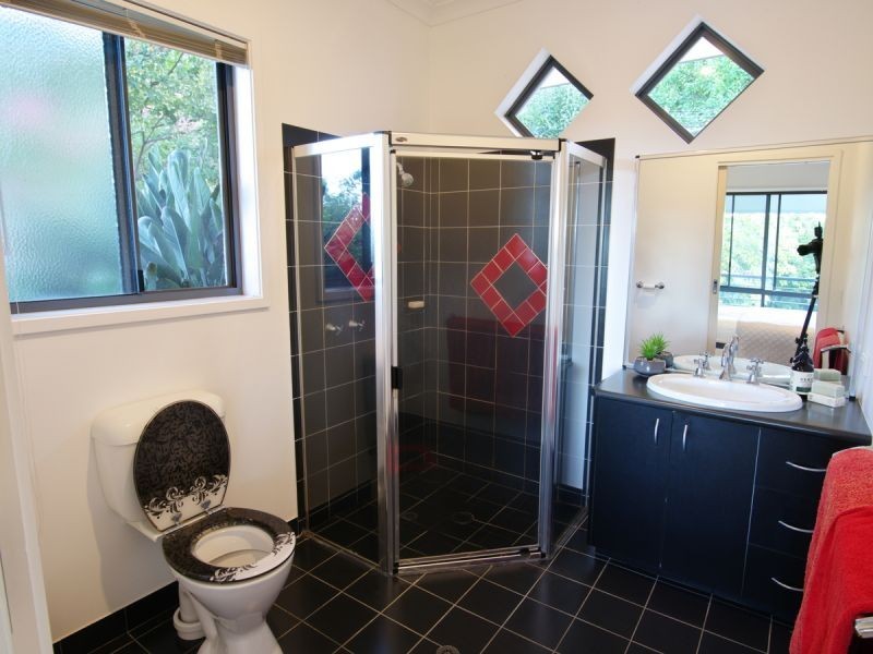 2 The Court, Wodonga VIC 3690