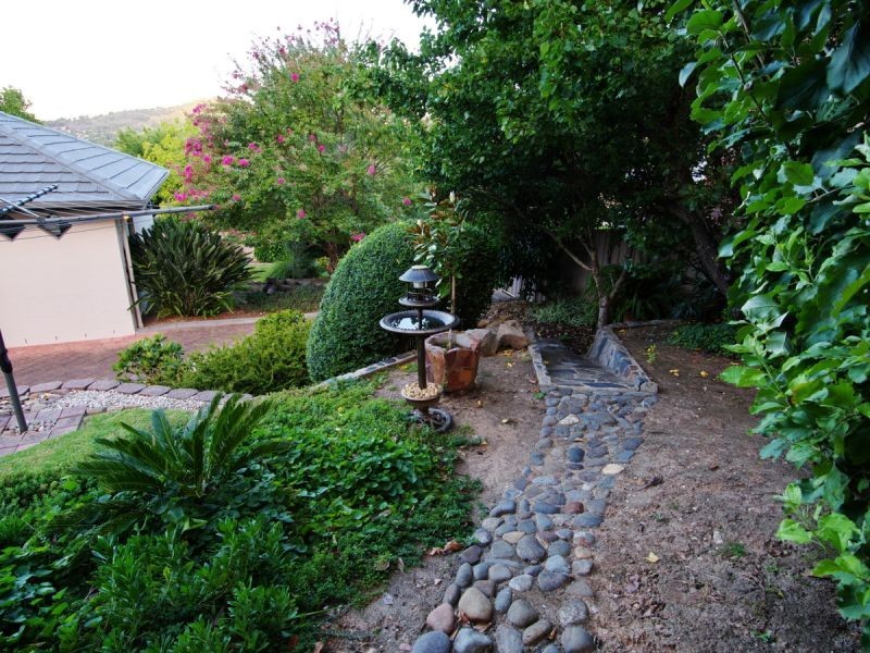 2 The Court, Wodonga VIC 3690