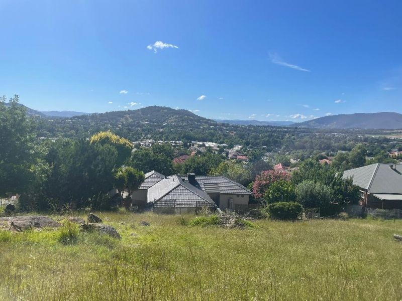 2 The Court, Wodonga VIC 3690