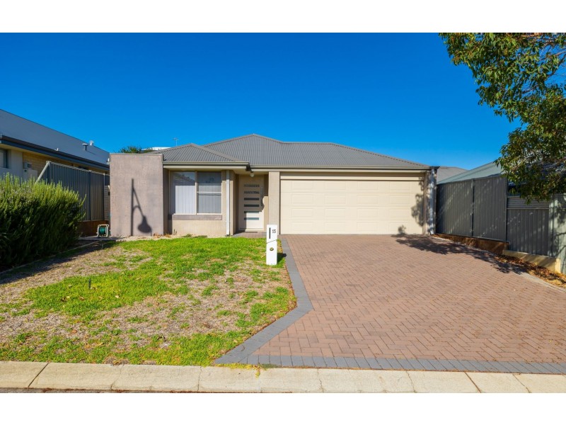 15 Addis Way, Wandi WA 6167
