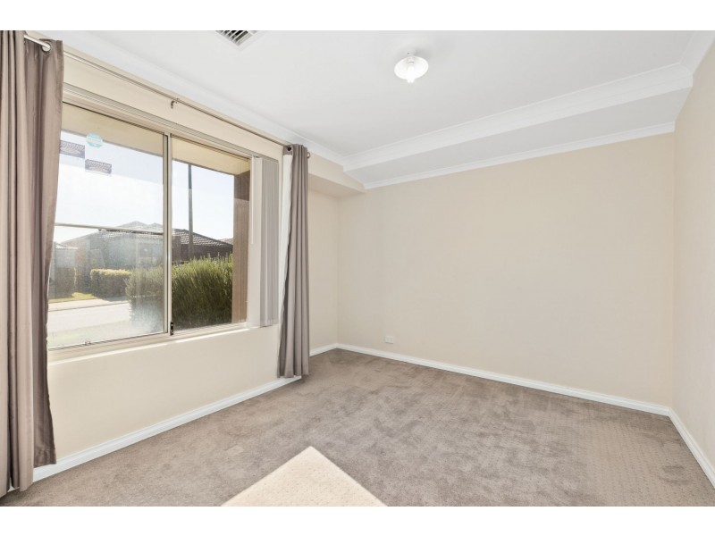 15 Addis Way, Wandi WA 6167