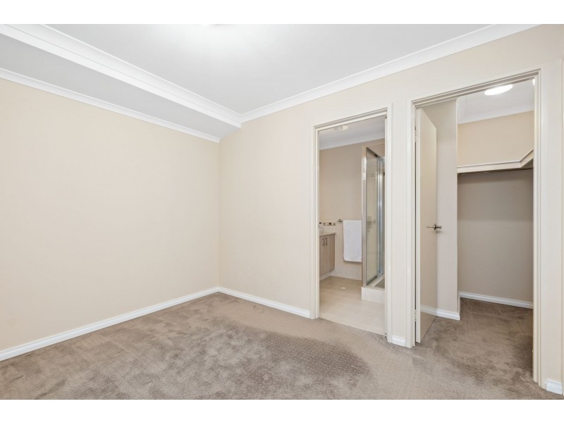 15 Addis Way, Wandi WA 6167