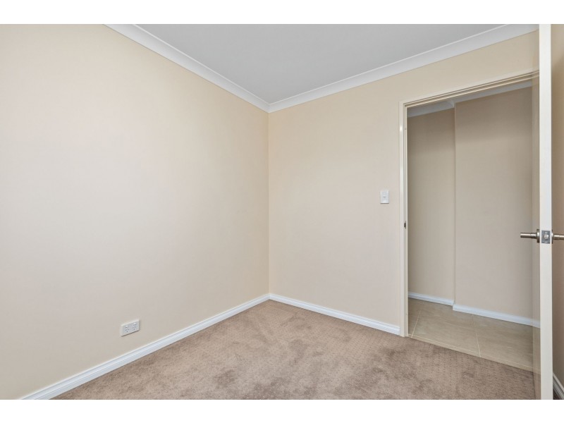 15 Addis Way, Wandi WA 6167