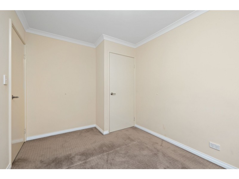 15 Addis Way, Wandi WA 6167