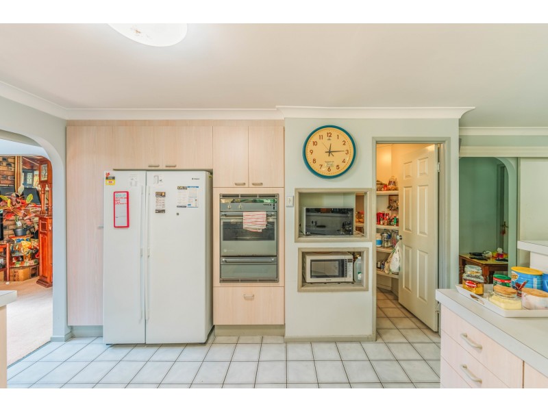 10-16 Fiddlewood Court, Park Ridge QLD 4125