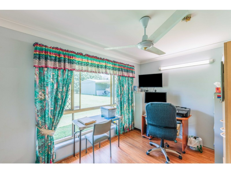 10-16 Fiddlewood Court, Park Ridge QLD 4125