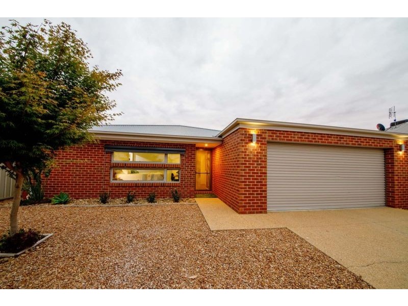 7 Vine Street, Yarrawonga VIC 3730