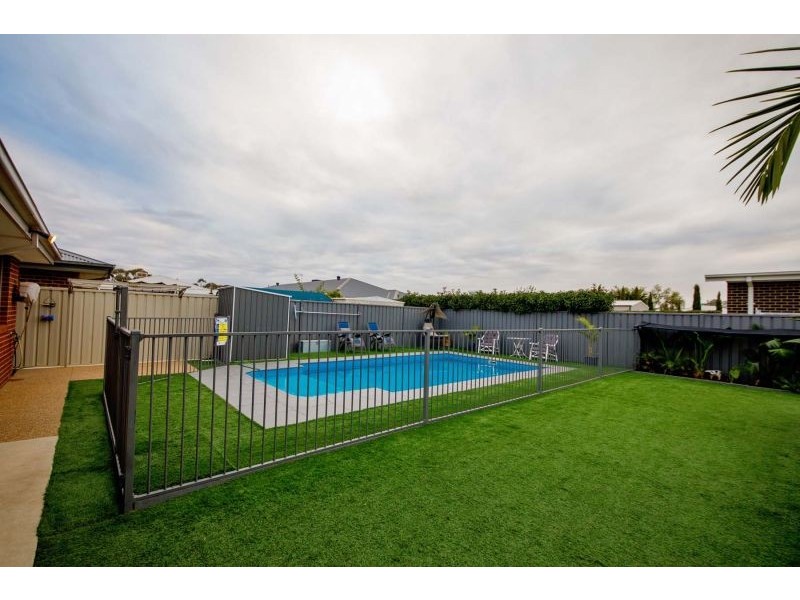 7 Vine Street, Yarrawonga VIC 3730