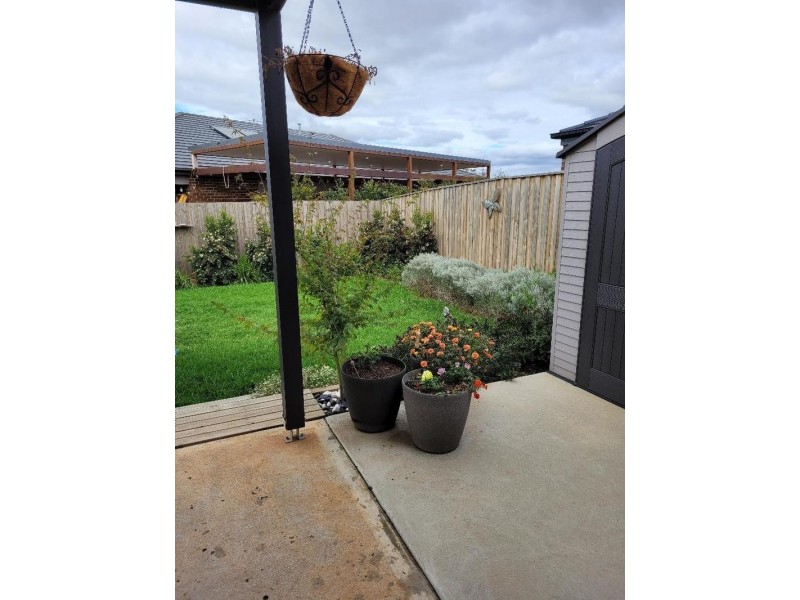 83 Cosgrove Drive, Maddingley VIC 3340