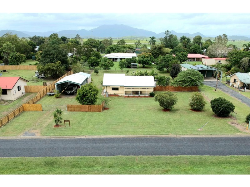 4 Margaret St, Mirani QLD 4754