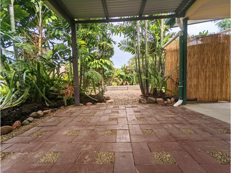 4 Margaret St, Mirani QLD 4754
