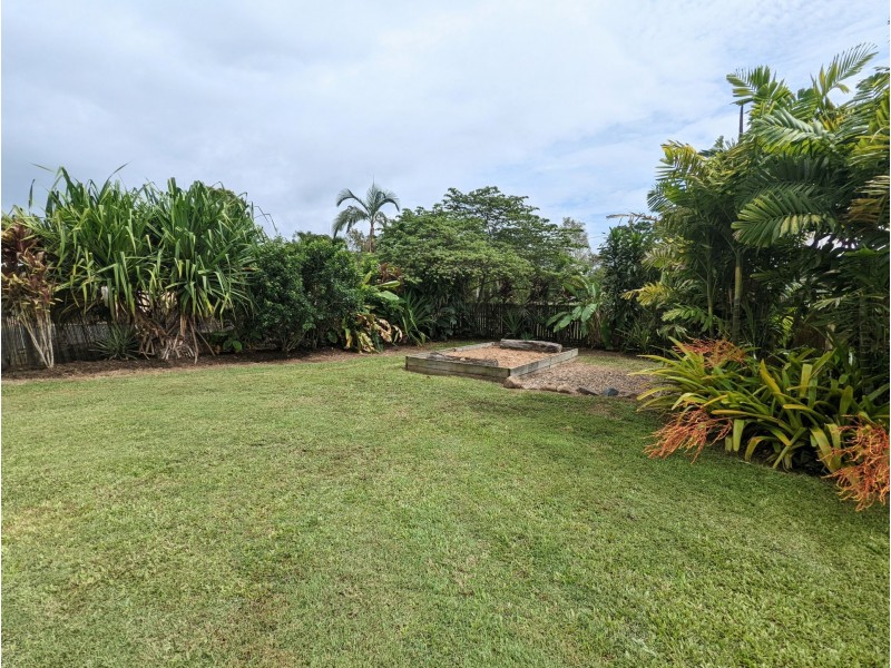 4 Margaret St, Mirani QLD 4754