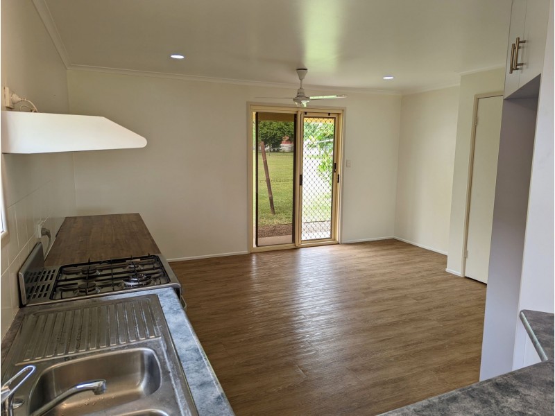 4 Margaret St, Mirani QLD 4754