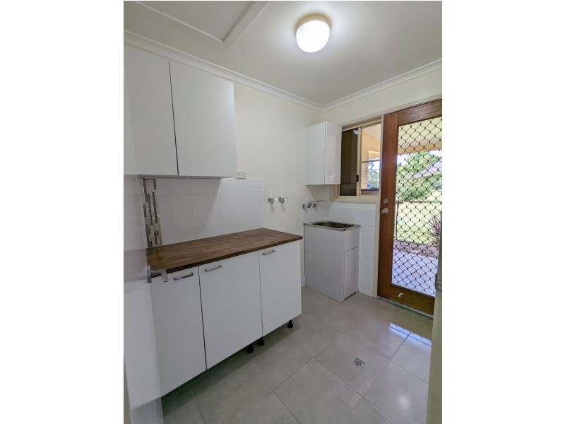 4 Margaret St, Mirani QLD 4754