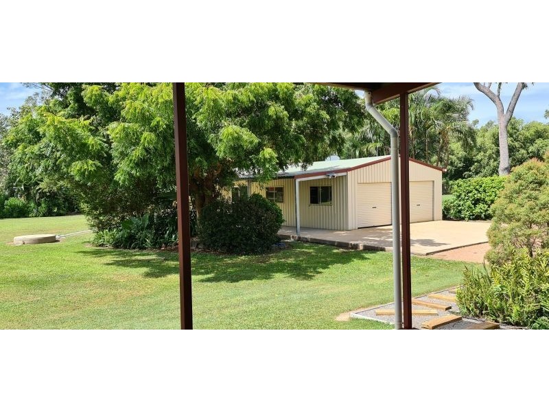 22 Salamander St, Bluewater QLD 4818