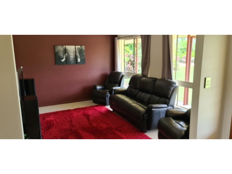 22 Salamander St, Bluewater QLD 4818