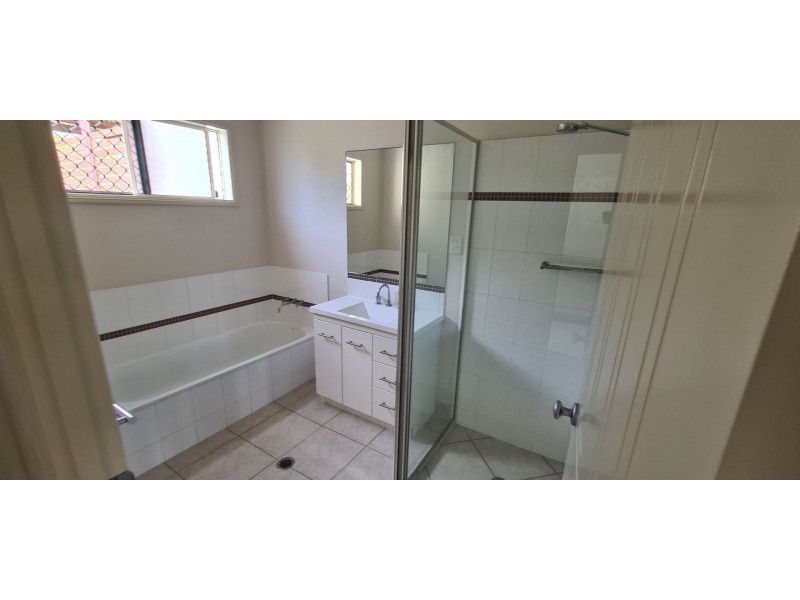 22 Salamander St, Bluewater QLD 4818