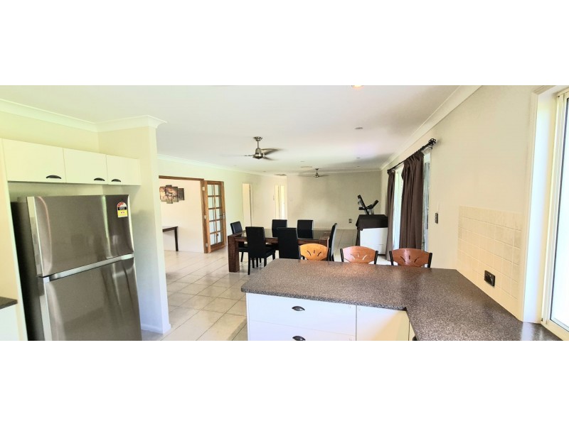 22 Salamander St, Bluewater QLD 4818