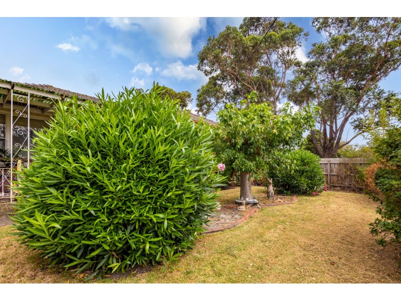 20 Lyall Street, Cranbourne VIC 3977