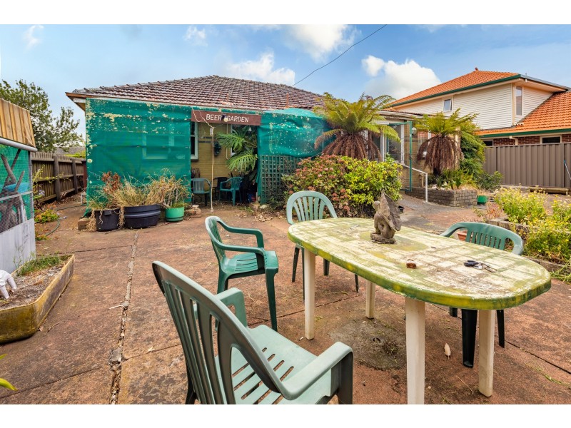 20 Lyall Street, Cranbourne VIC 3977