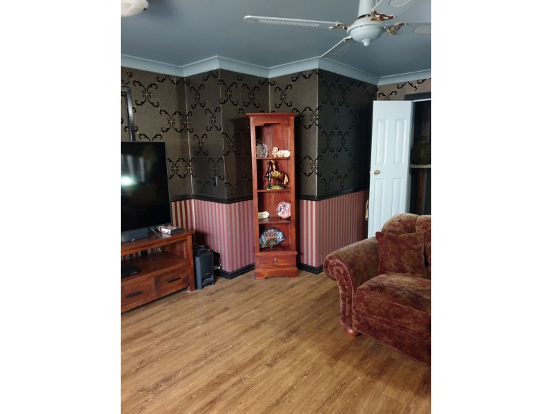 10 Gwalia Place, Gosnells WA 6110