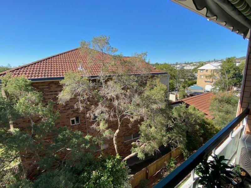 7/76 Kitchener St, Coorparoo QLD 4151