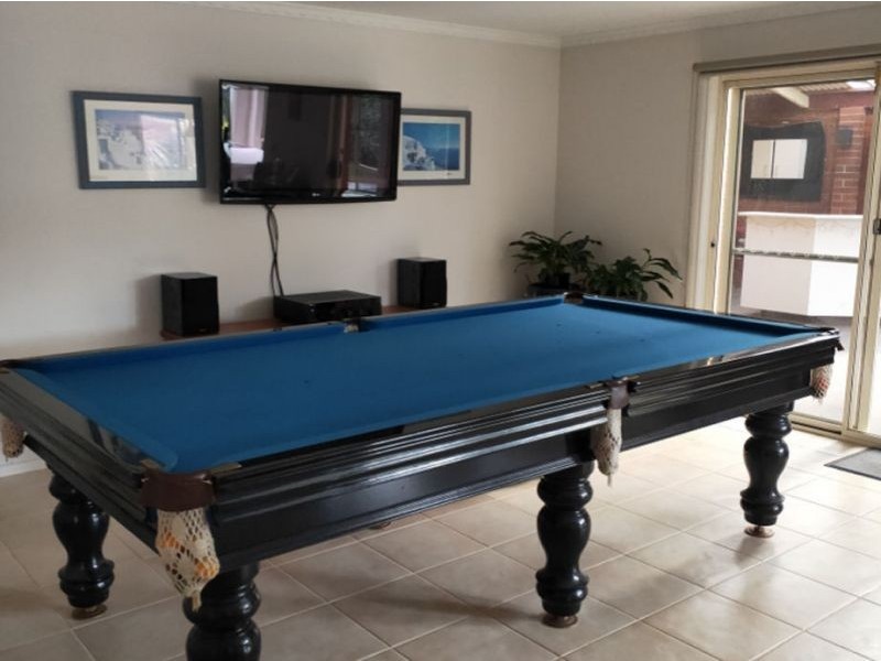 18 Brindalee Pl, Cranbourne East VIC 3977