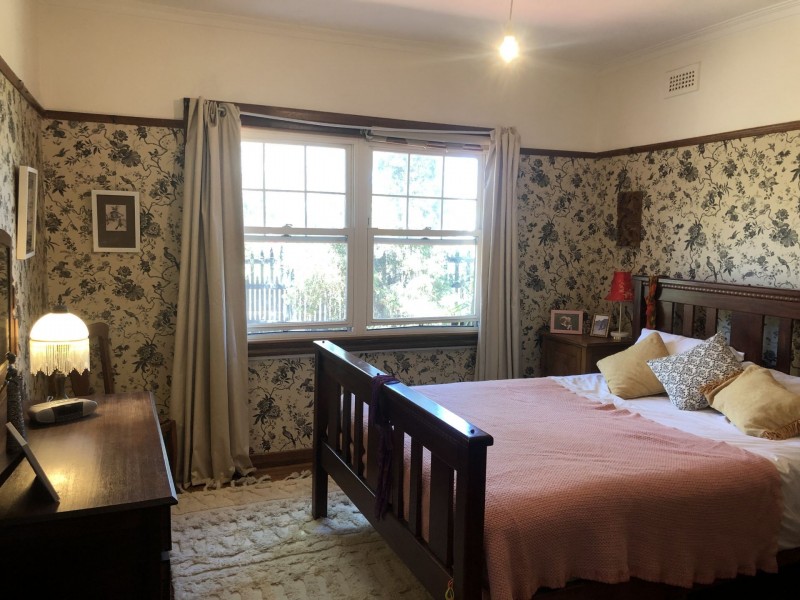 11 Charles St, Castlemaine VIC 3450