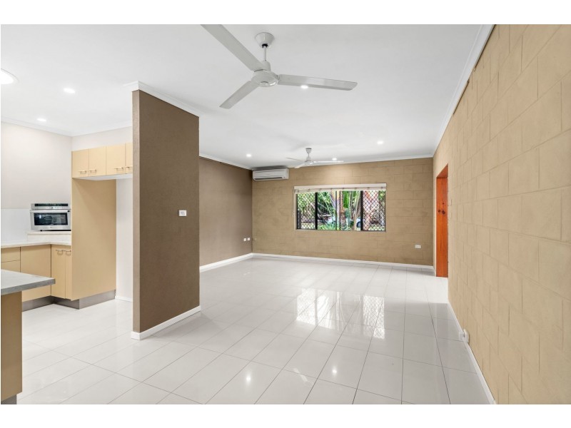 4 Derwent Street, Trinity Park QLD 4879