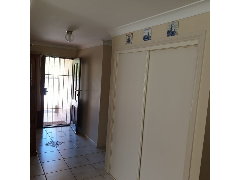 8 Albatross Rd, Catalina NSW 2536