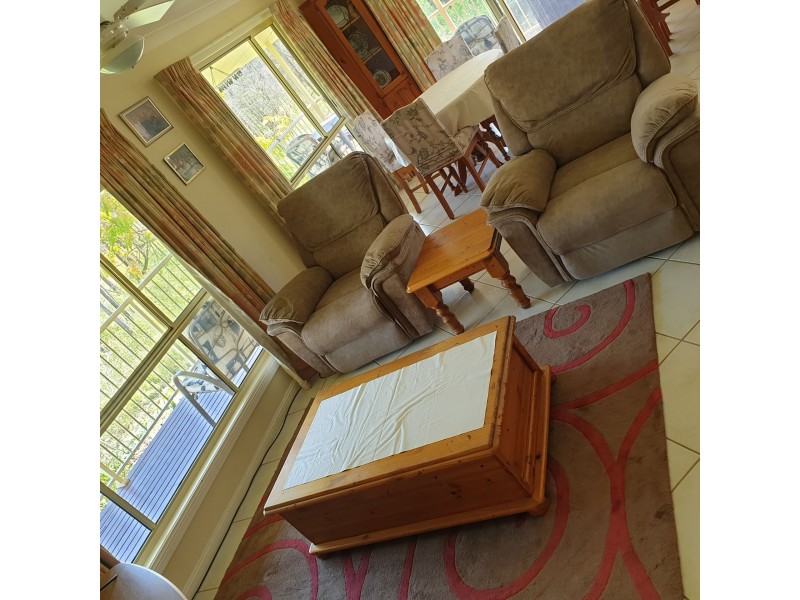 8 Albatross Rd, Catalina NSW 2536