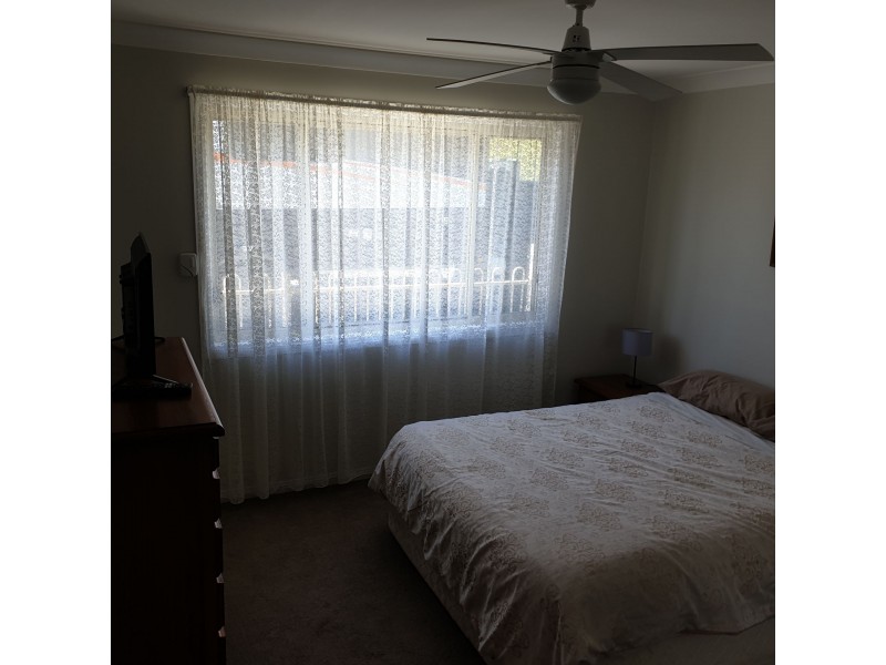 8 Albatross Rd, Catalina NSW 2536