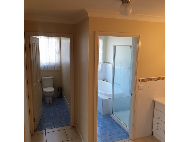 8 Albatross Rd, Catalina NSW 2536