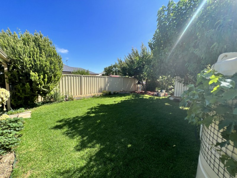 8 Wattle Grove, Klemzig SA 5087