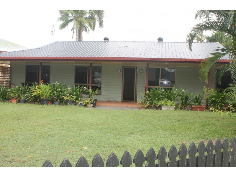 1 Cedar Court, Eimeo QLD 4740
