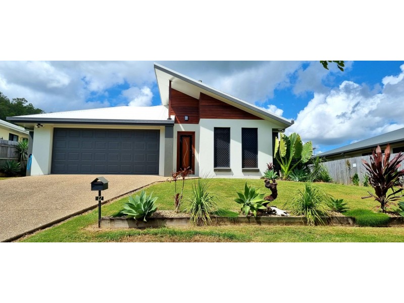 12 Aviland Drive, Seaforth QLD 4741