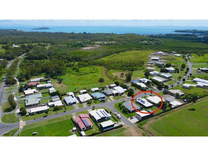 12 Aviland Drive, Seaforth QLD 4741