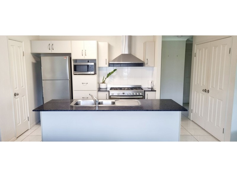 12 Aviland Drive, Seaforth QLD 4741