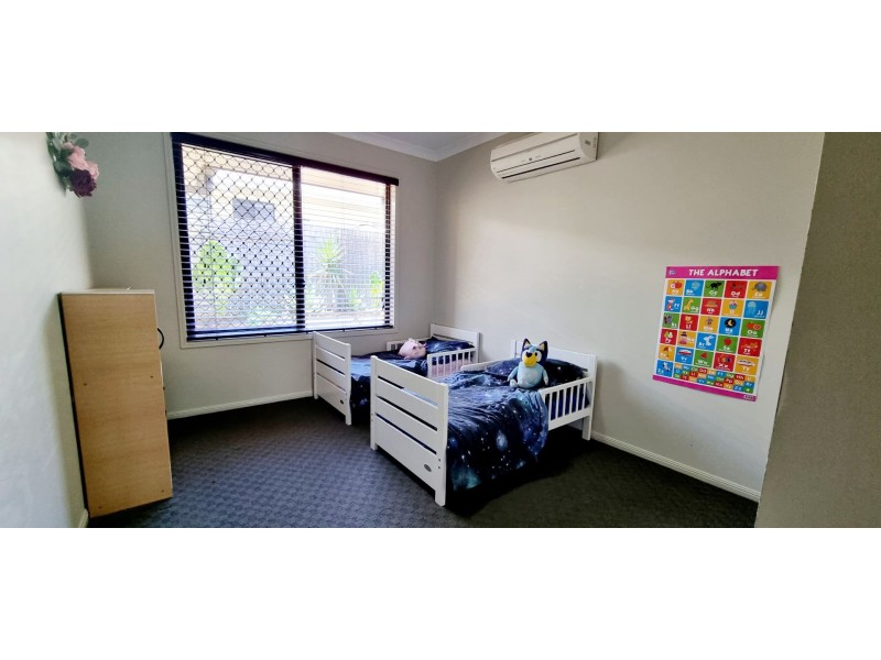 12 Aviland Drive, Seaforth QLD 4741