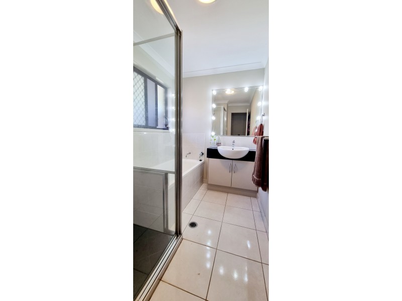 12 Aviland Drive, Seaforth QLD 4741