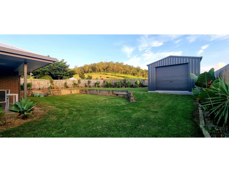 12 Aviland Drive, Seaforth QLD 4741